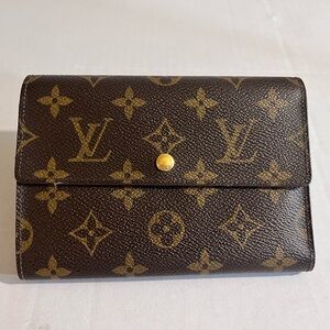 Authentic Louis Vuitton Monogram Tri-Fold Wallet